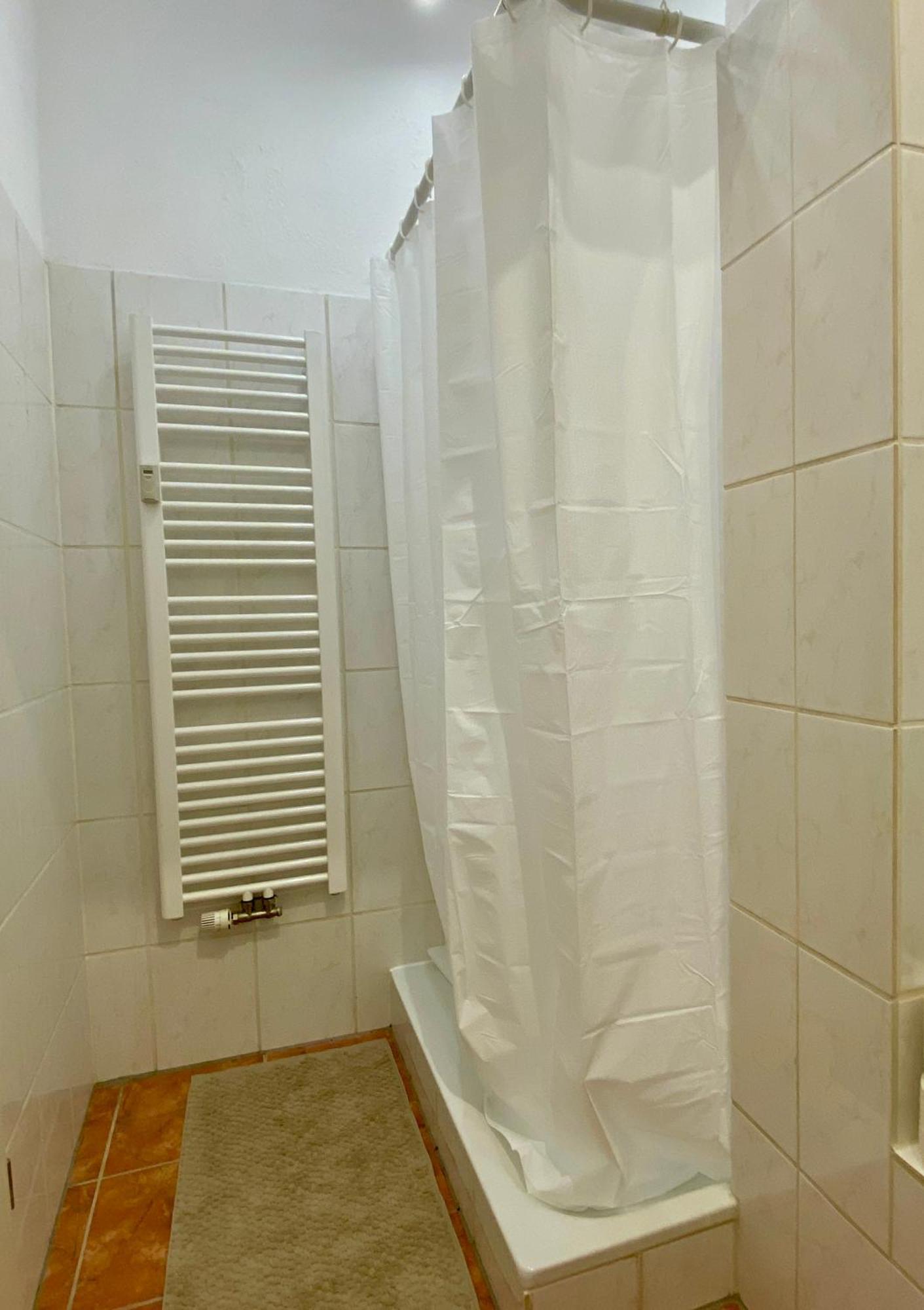 Ba Em City Apartment Висбаден Екстериор снимка